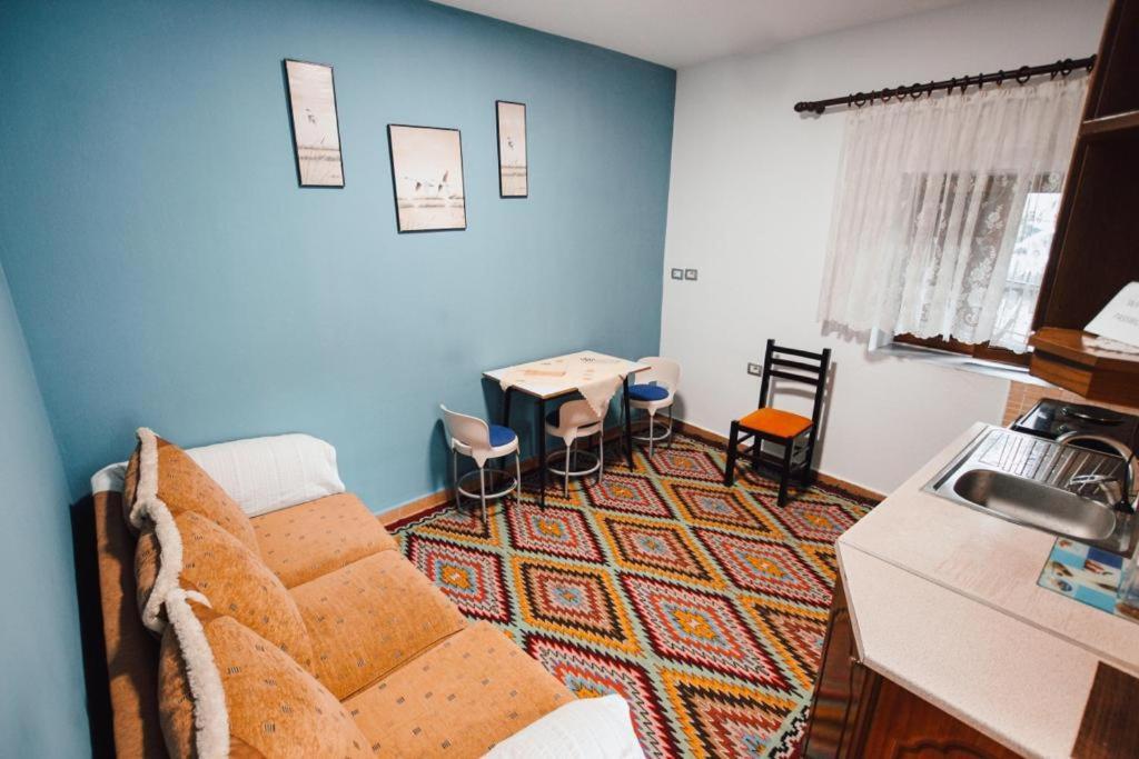 Bb Apartament Apartment Gjirokaster Exterior photo